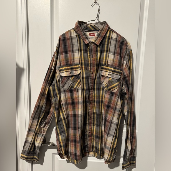 Levi's Other - Levi’s Men Casual Button Down Shirt
